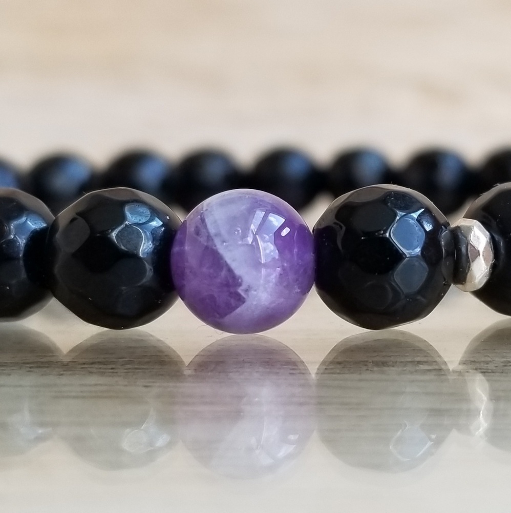 Black Onyx & Chevron Amethyst Bracelet - Picture 5 of 5
